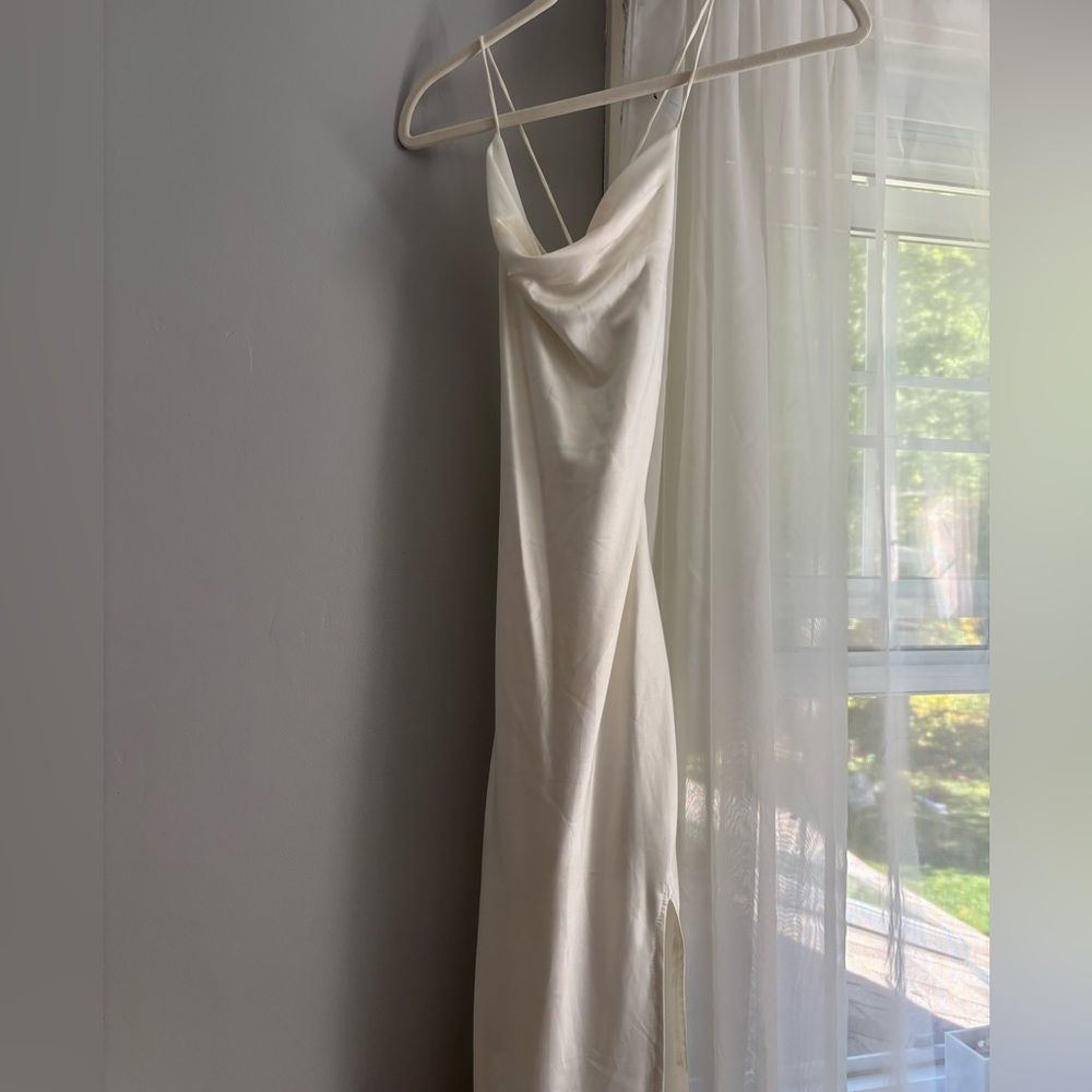 That’s So Fetch white maxi dress